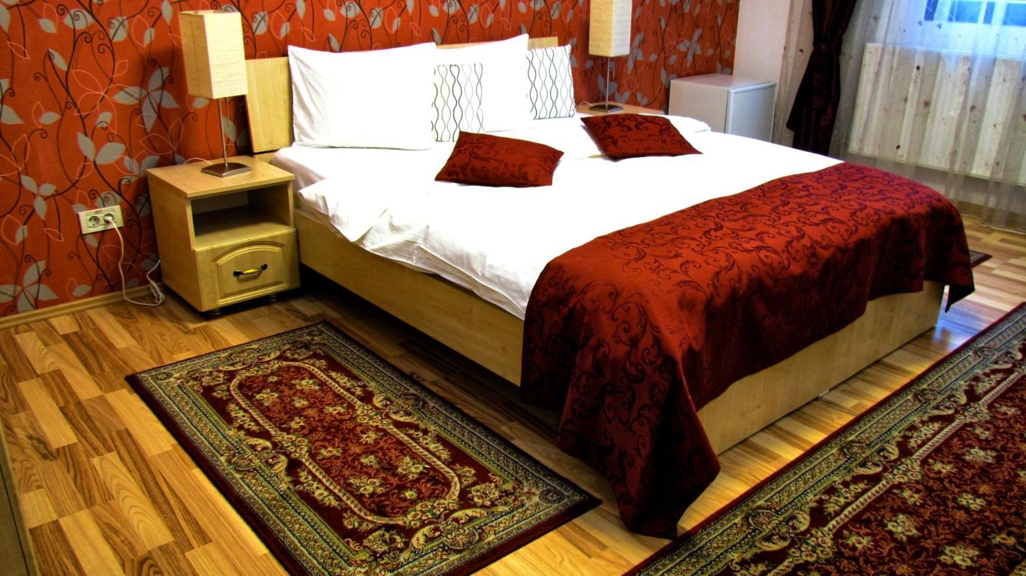 City Garden Rooms And Apartments Bucharest Room photo